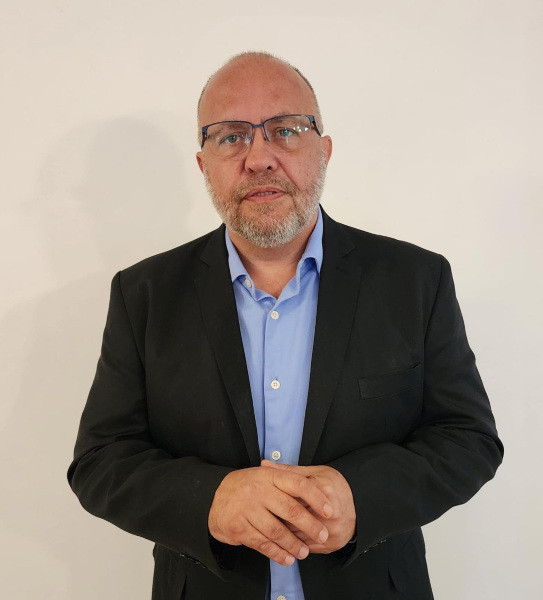 Regular é Libertar: Não Me Acusem de Defender a Censura